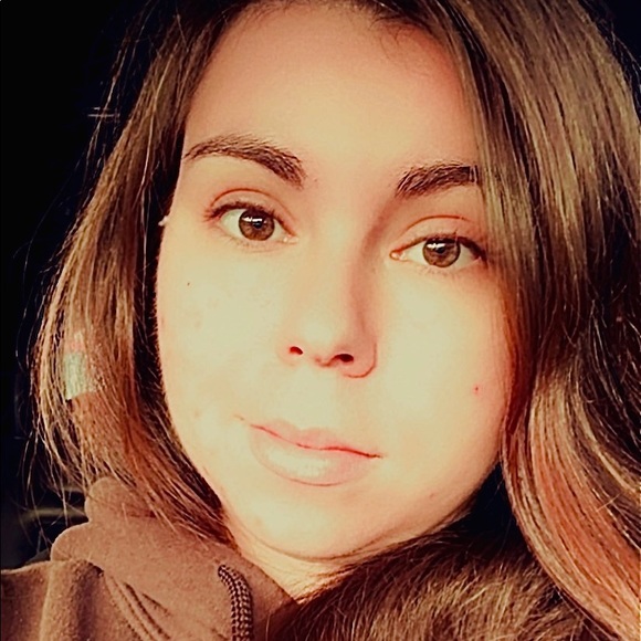 Meet the Posher Other - Meet your Posher, Cassandra